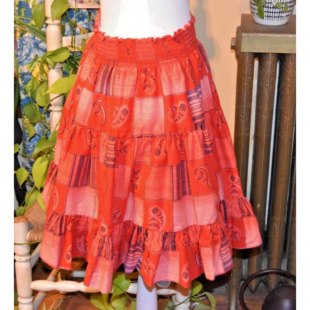 Vintage 1970s Elastic Waist Mini Skirt Red Patchwork Pattern Tiered Small-Medium